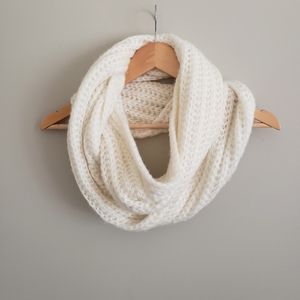 Cloud Inifinity scarf